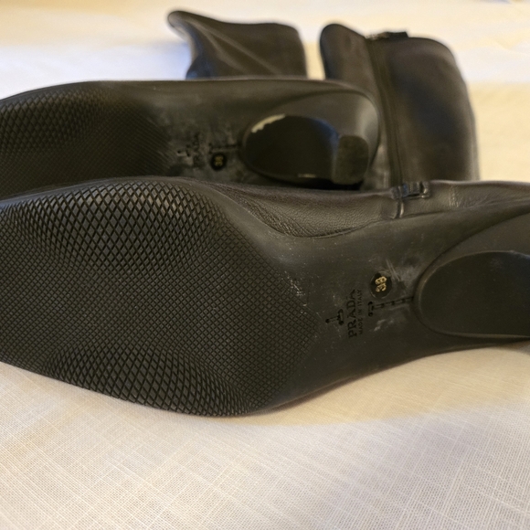 Prada black leather boots size 38 - Picture 3 of 4